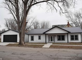 522 11th St, Fort Madison, IA