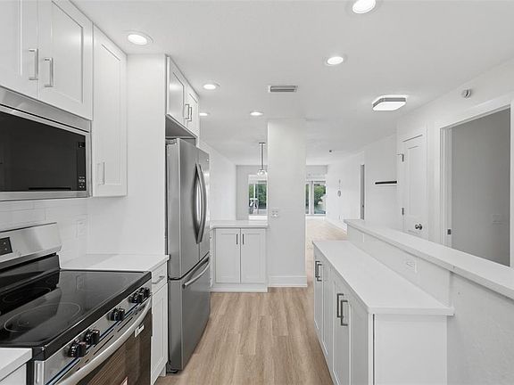 5th image of 280 BOCA CIEGA POINT BOULEVARD S