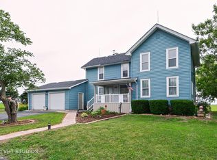 8206 E Sandwich Rd, Hinckley, IL 60520