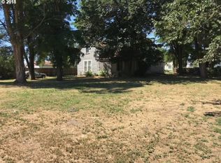 411 Harrison St, Helix, OR 97835