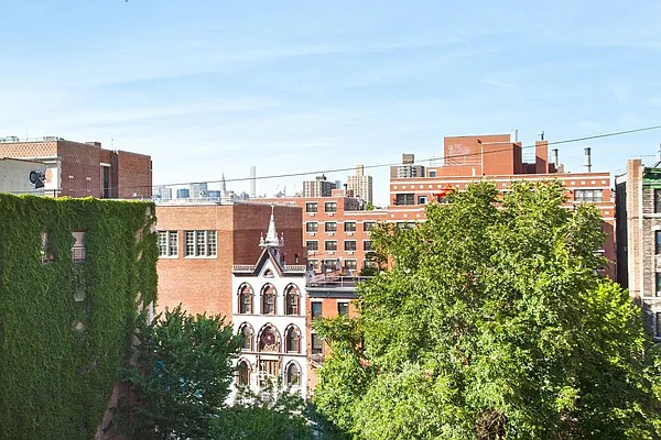 Rented by REAL New York | media 8