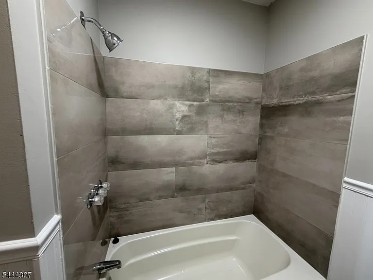 21 Reese Ct — Photo 8