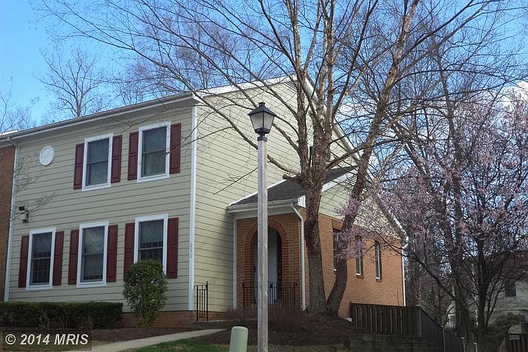 2nd image of 632 Currant Ct