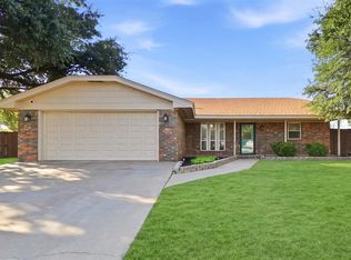 1208 Trail Dr S, Altus, OK 73521