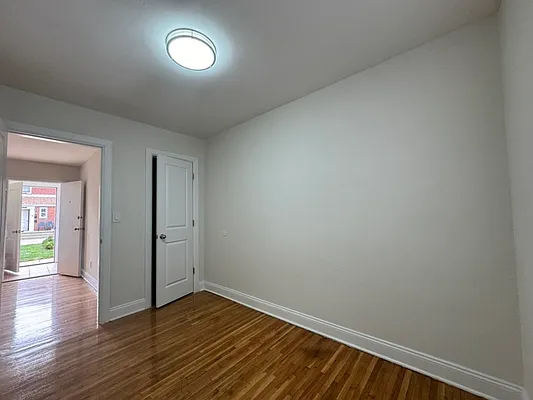 Rented by Voro Purple LLC | media 9