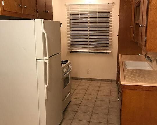 2nd image of 1543 Euclid St APT F