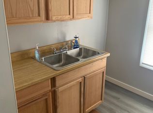 302 1st St #2, Canastota, NY 13032