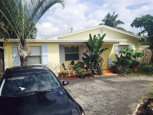 1st image of 923 McKee Ln