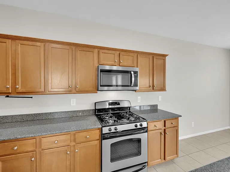 1548 Otero Valley Ct — Photo 33