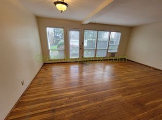 6841 NE Broadway St, Portland, OR