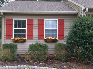 1606 Hudson Rd, Greer, SC 29650