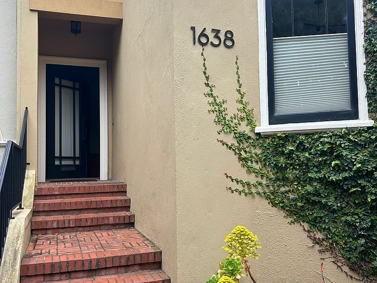 1638 8th Ave — Photo 5