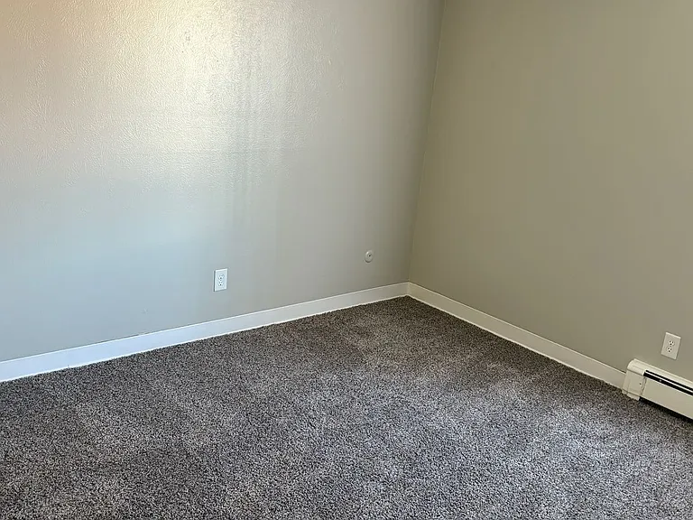 Prospect Pointe Apartments — Photo 60