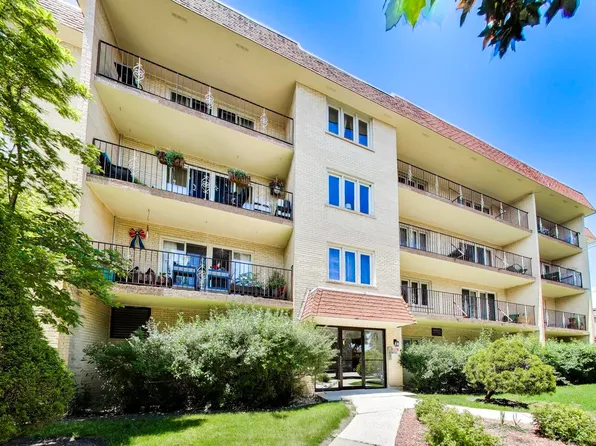 6300 W Montrose Ave APT 305, Chicago, IL 60634