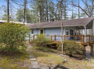 6 Spruce Dr, Arden, NC 28704