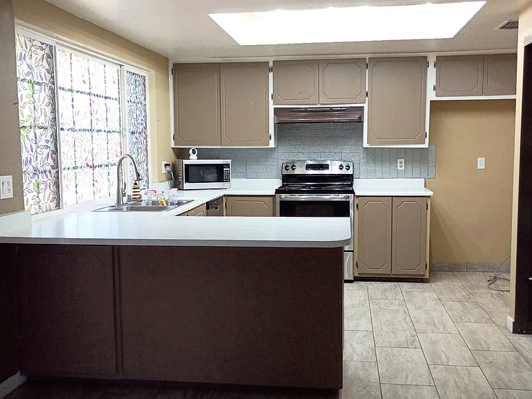 3239 Nosler Ct — Photo 2