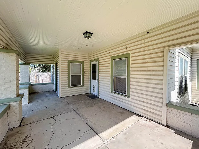 1201 Bolivar St — Photo 4
