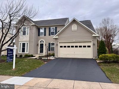 1733 Dearbought Dr, Frederick, MD, 21701