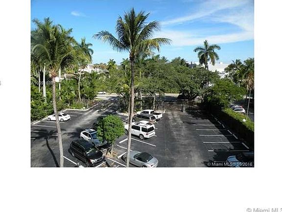 4th image of 2539 S Bayshore Dr APT 416A