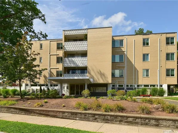 5 Bishop Road #306, West Hartford, CT 06119