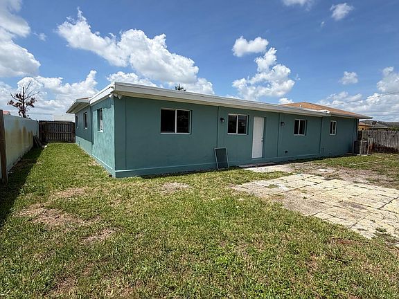 3rd image of 1405 6th Street