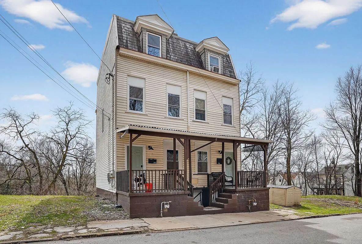 Building Photo - 553 Norman St #1