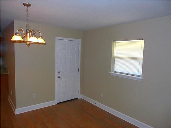 5th image of 4859 Arthur Dr