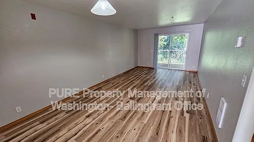 2715 W Maplewood Ave #222 Photo 1