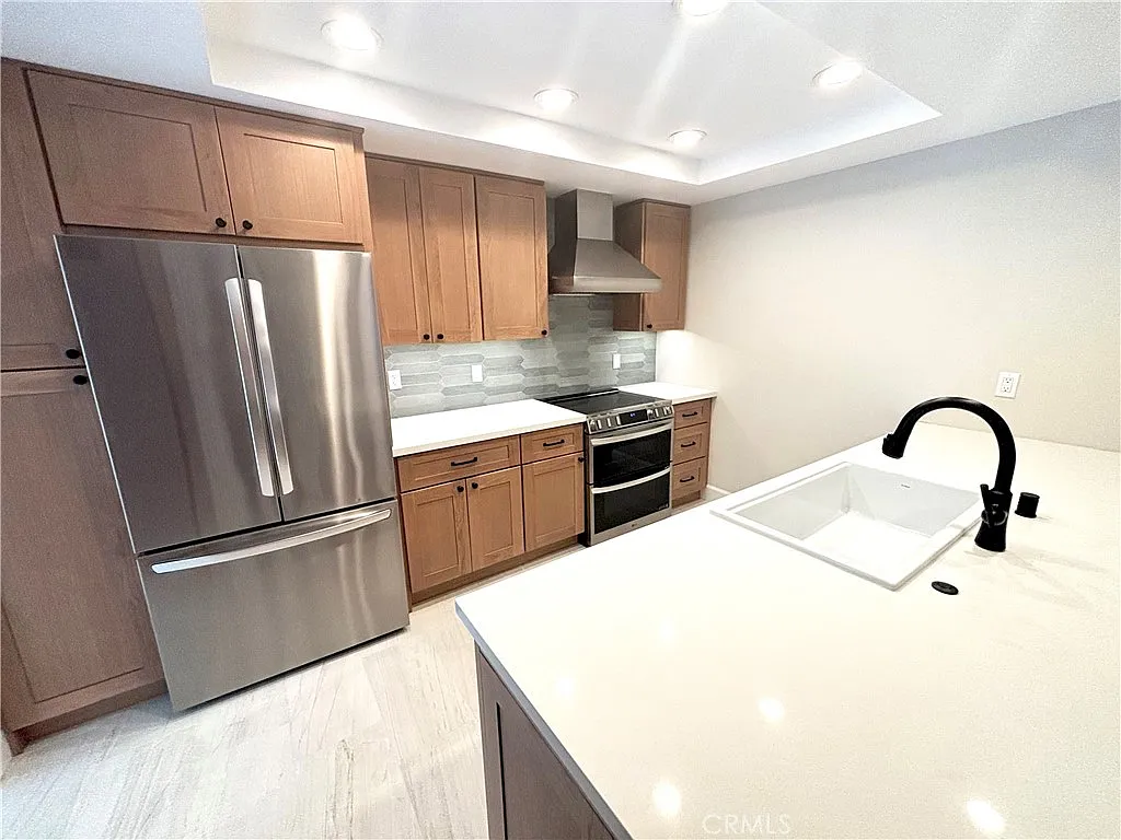 2 bed, 2.5 bath, 1512 sqft, $4,600 — Photo 4