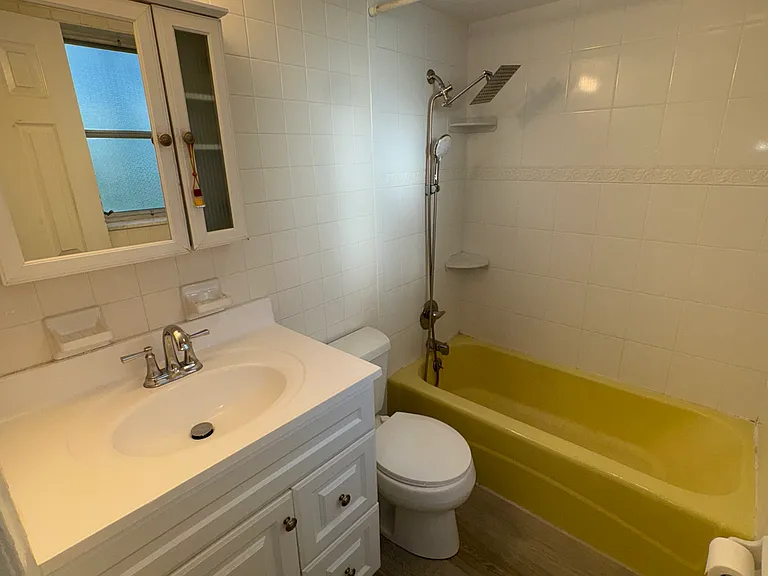 305 E Ocean Ave #102 — Photo 6