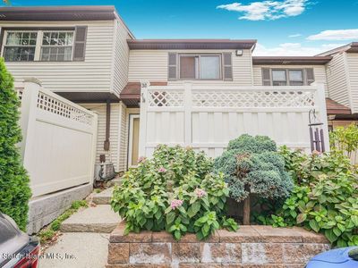 30 Alcott St, Staten Island, NY, 10312