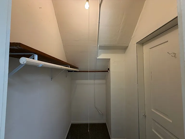 1225 G St — Photo 7