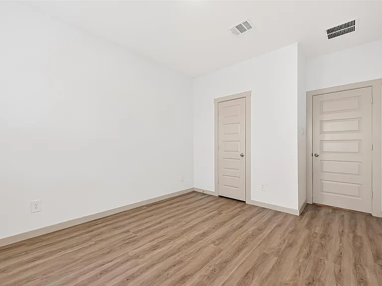 1107 Lakes Edge Ln — Photo 23