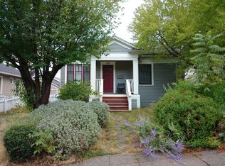 2208 N 60th St, Seattle, WA 98103