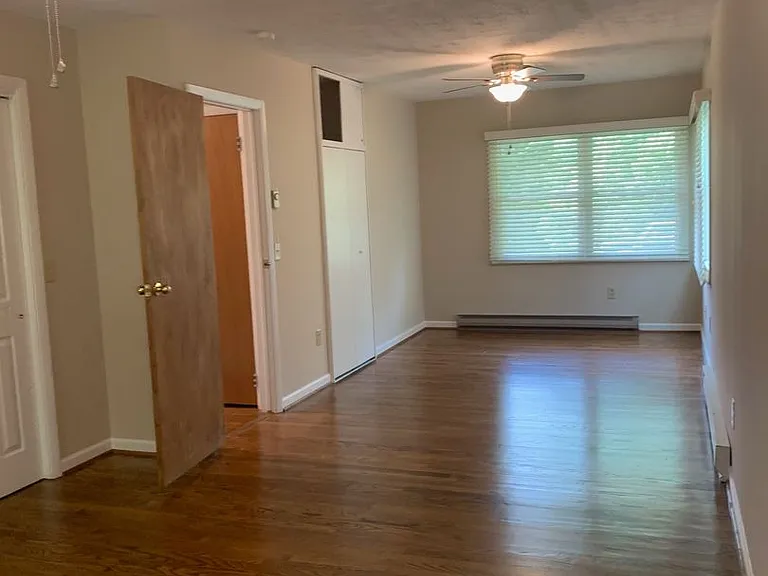 924 McBryde Ln — Photo 19