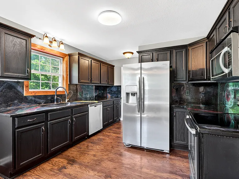 3364 N Henderson Way — Photo 10