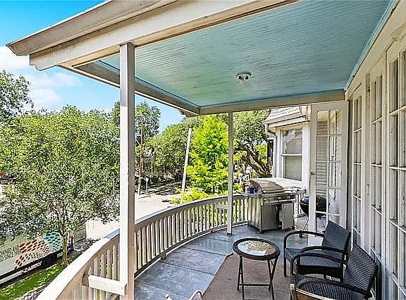 porch