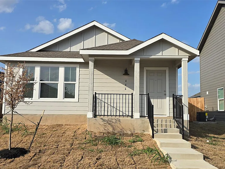 446 Sormonne Loop — Photo 1