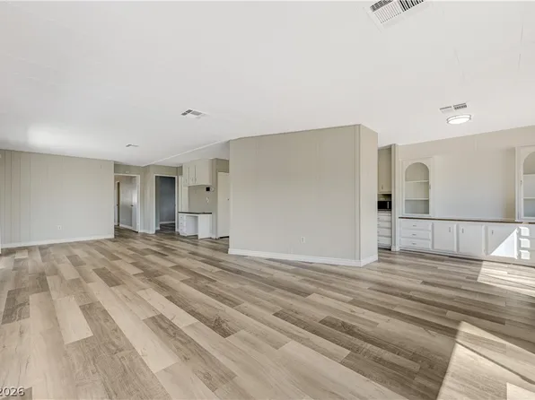 3619 Katmai Dr, Sunrise Manor, NV 89122