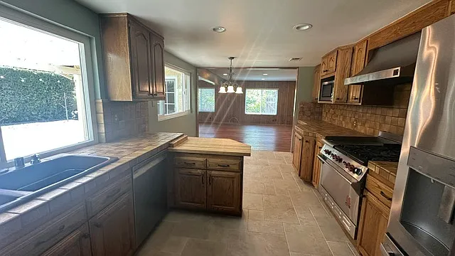 4626 Rice Ct — Photo 48