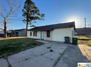 3405 Cypress St, Victoria, TX 77901