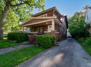 118 S Louis St, Mount Prospect, IL 60056