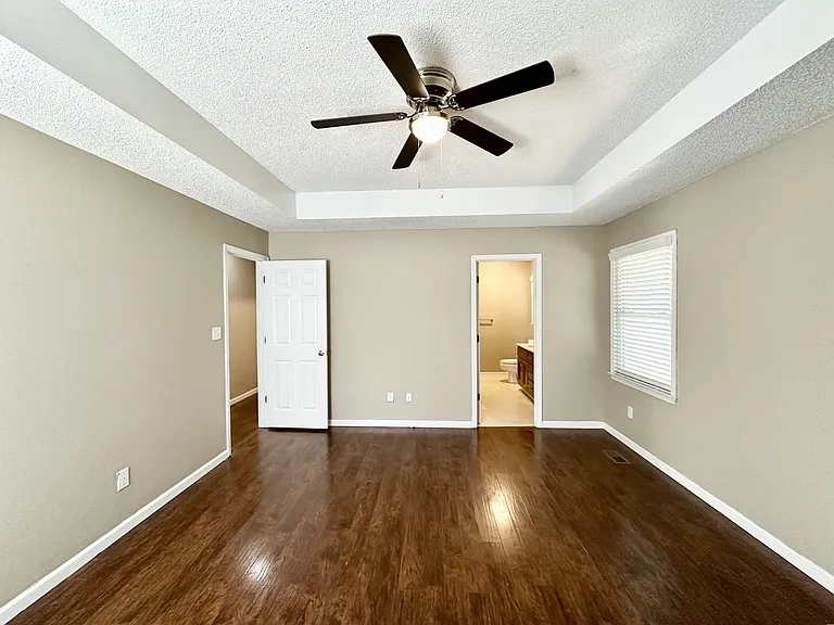 120 Southern Hills Cir — Photo 35