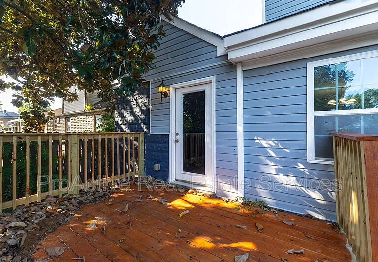 1065 Lindenwood Ave — Photo 29