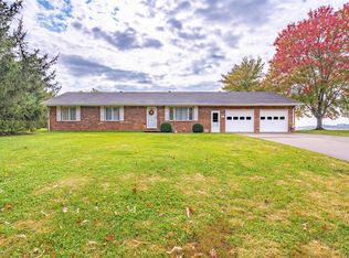 11601 Winery Rd, Wadesville, IN 47638