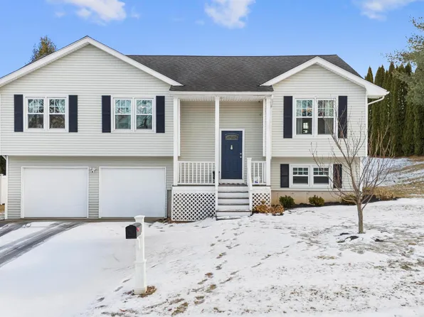 15 Oakcrest Circle, Waterbury, CT 06708