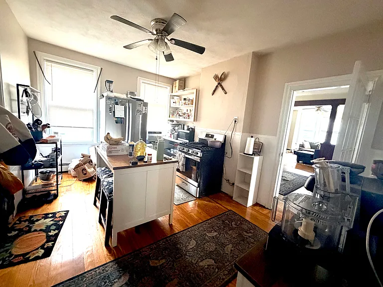 104 Sutton St #2 — Photo 4