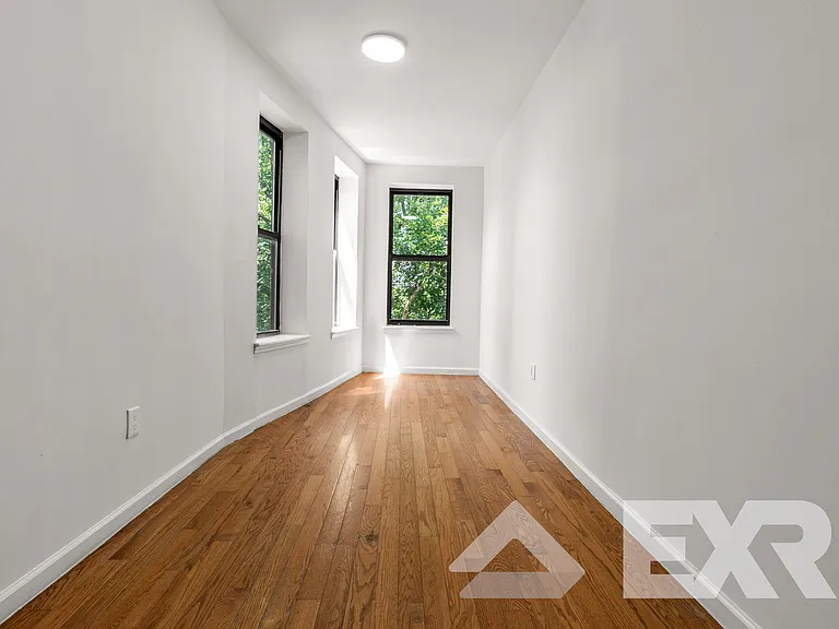 1390 Madison St #2A — Photo 10