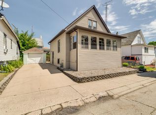 1120 64th St, Kenosha, WI 53143
