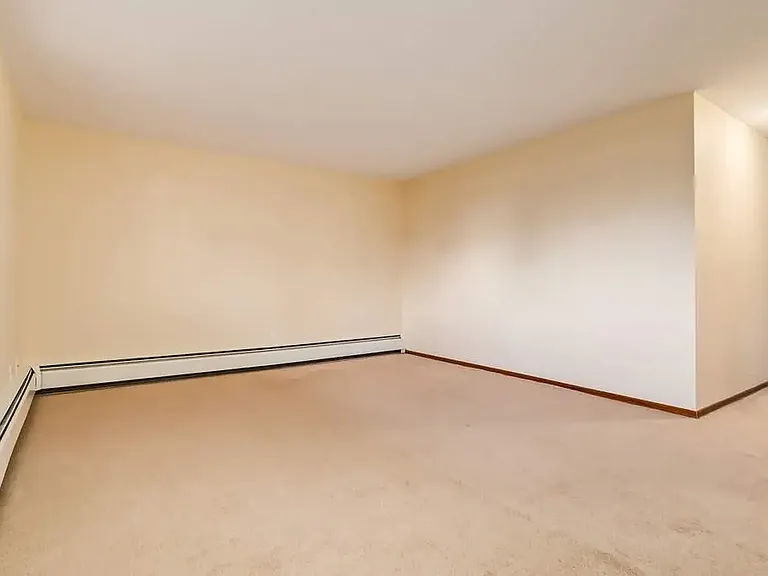 5101 52nd Ave #103 — Photo 12